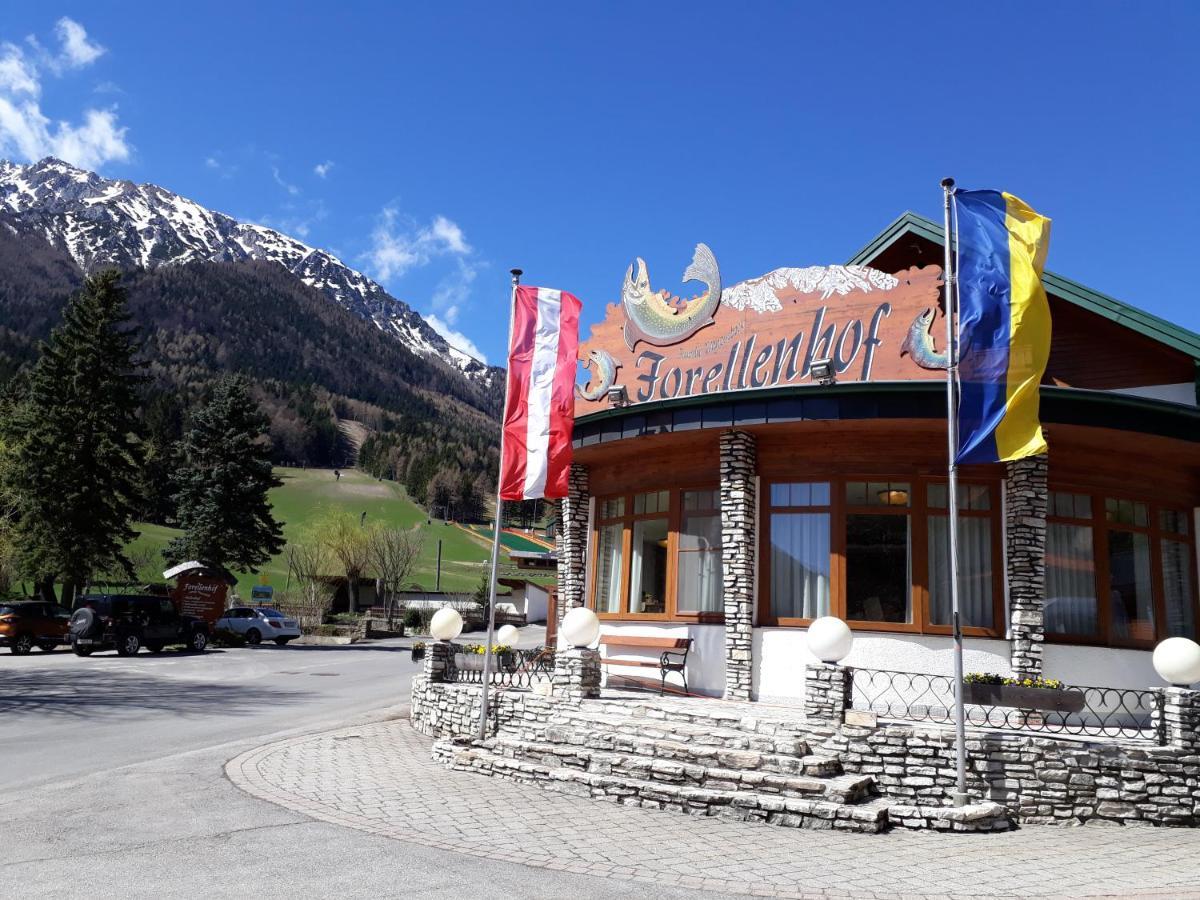Hotel-Restaurant Forellenhof Puchberg am Schneeberg Eksteriør billede