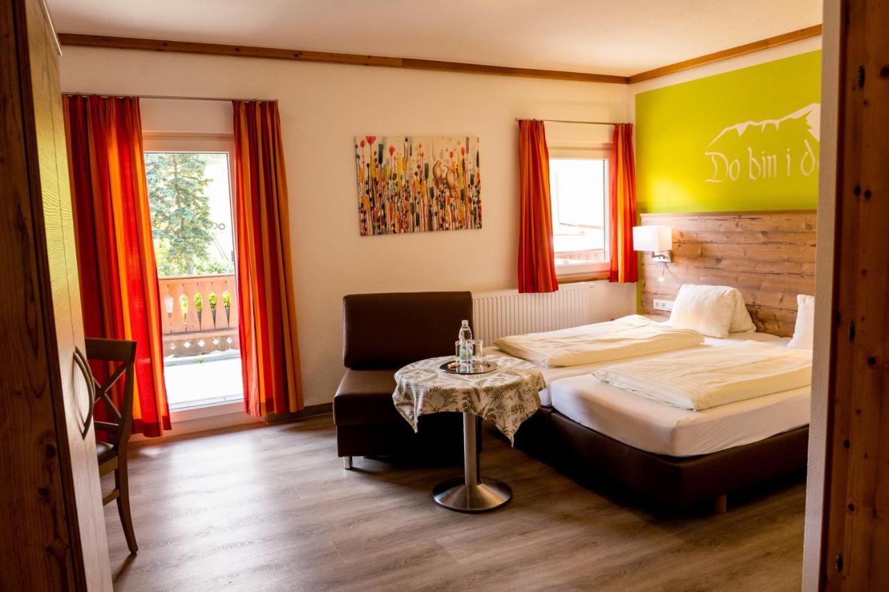 Hotel-Restaurant Forellenhof Puchberg am Schneeberg Eksteriør billede