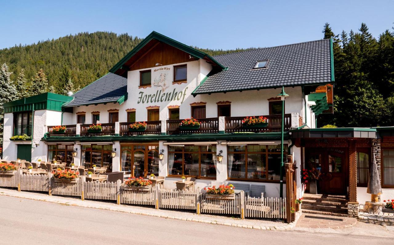 Hotel-Restaurant Forellenhof Puchberg am Schneeberg Eksteriør billede
